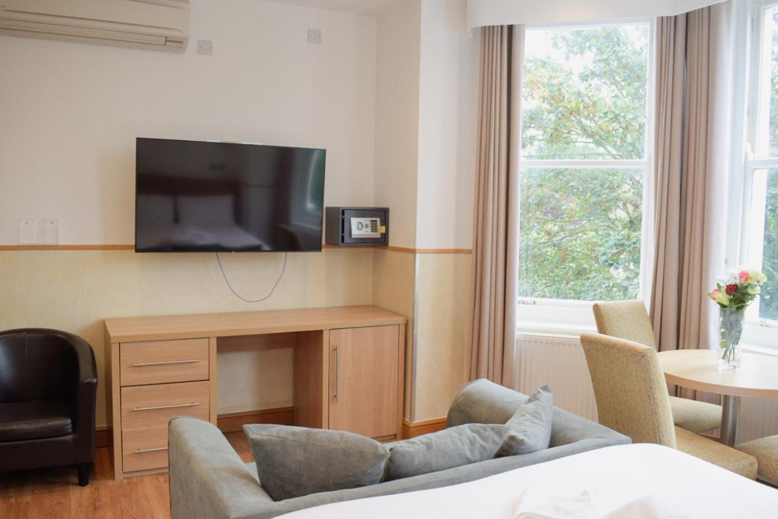 Osborne Aparthotel Истбурн Экстерьер фото