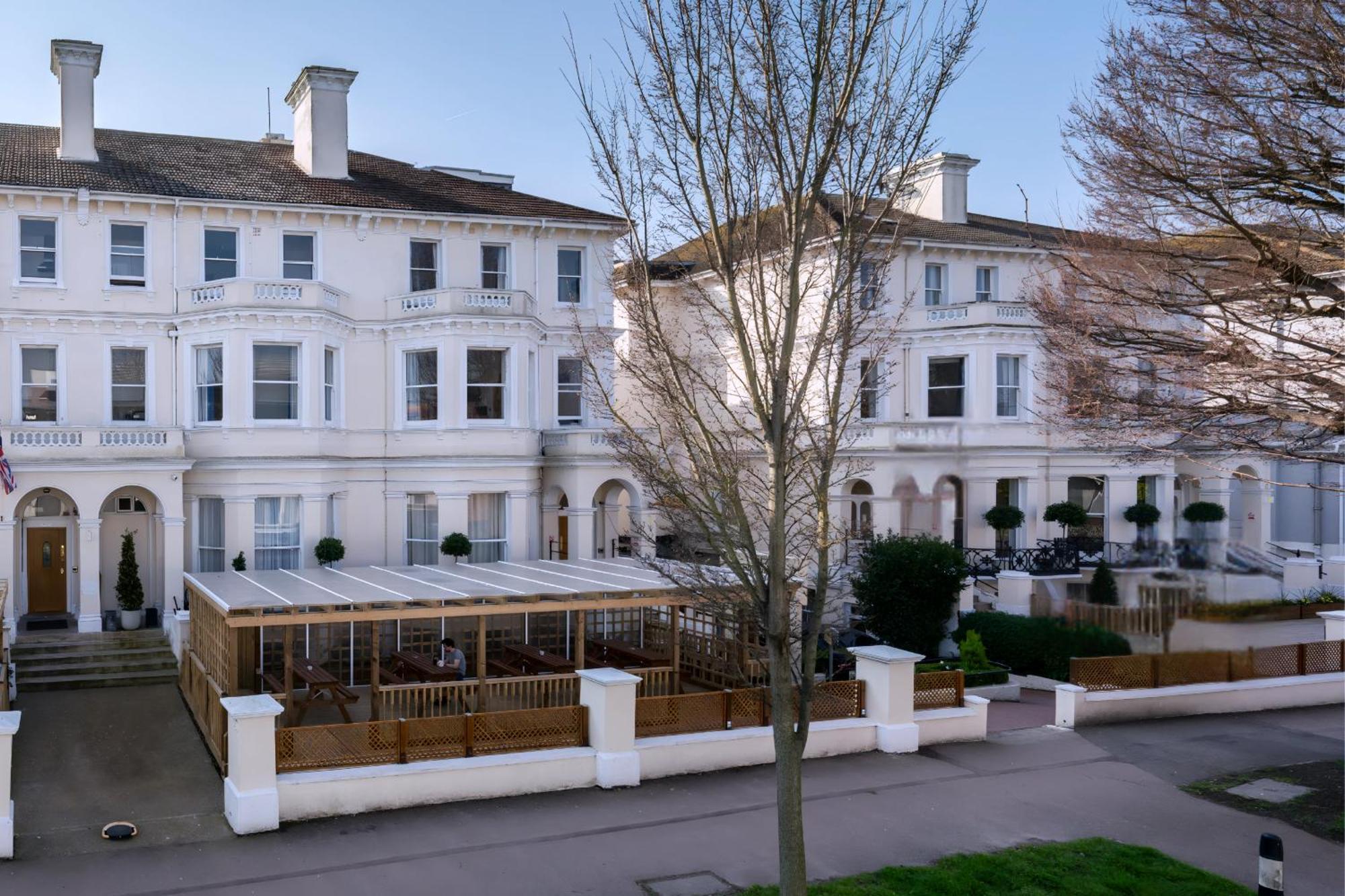Osborne Aparthotel Истбурн Экстерьер фото